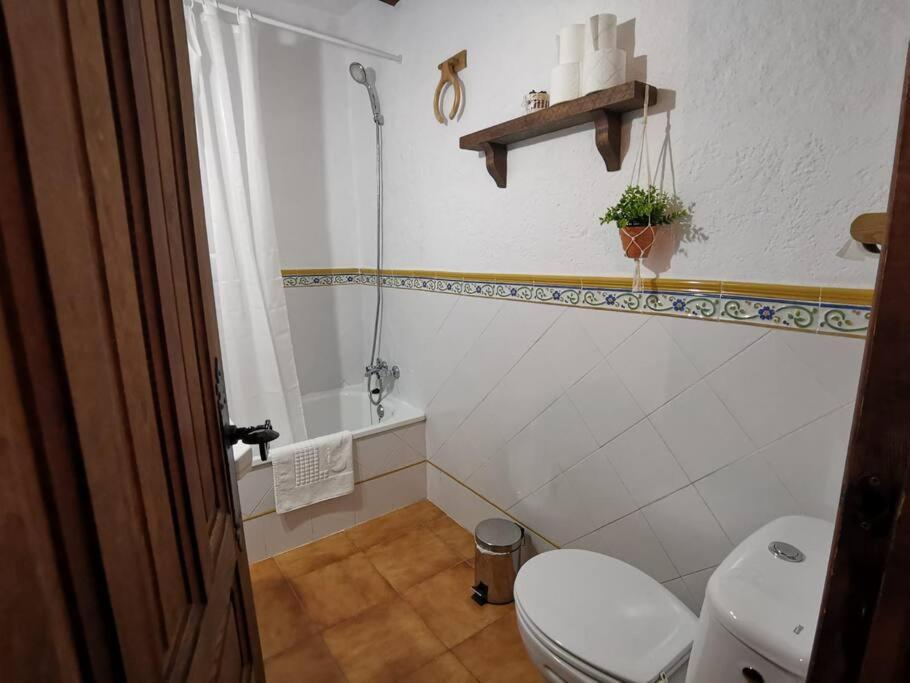 Casabenadalid. Casa Rural Con Piscina. Eksteriør bilde